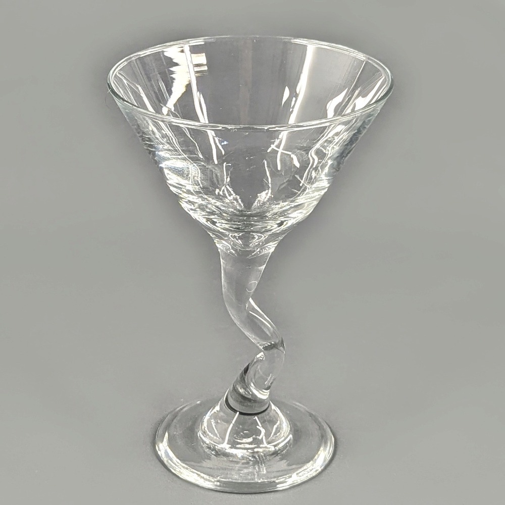 Libbey Z-Stem Martini Glass Clear Glass Twisted Stem Cocktail Glass 9 oz.